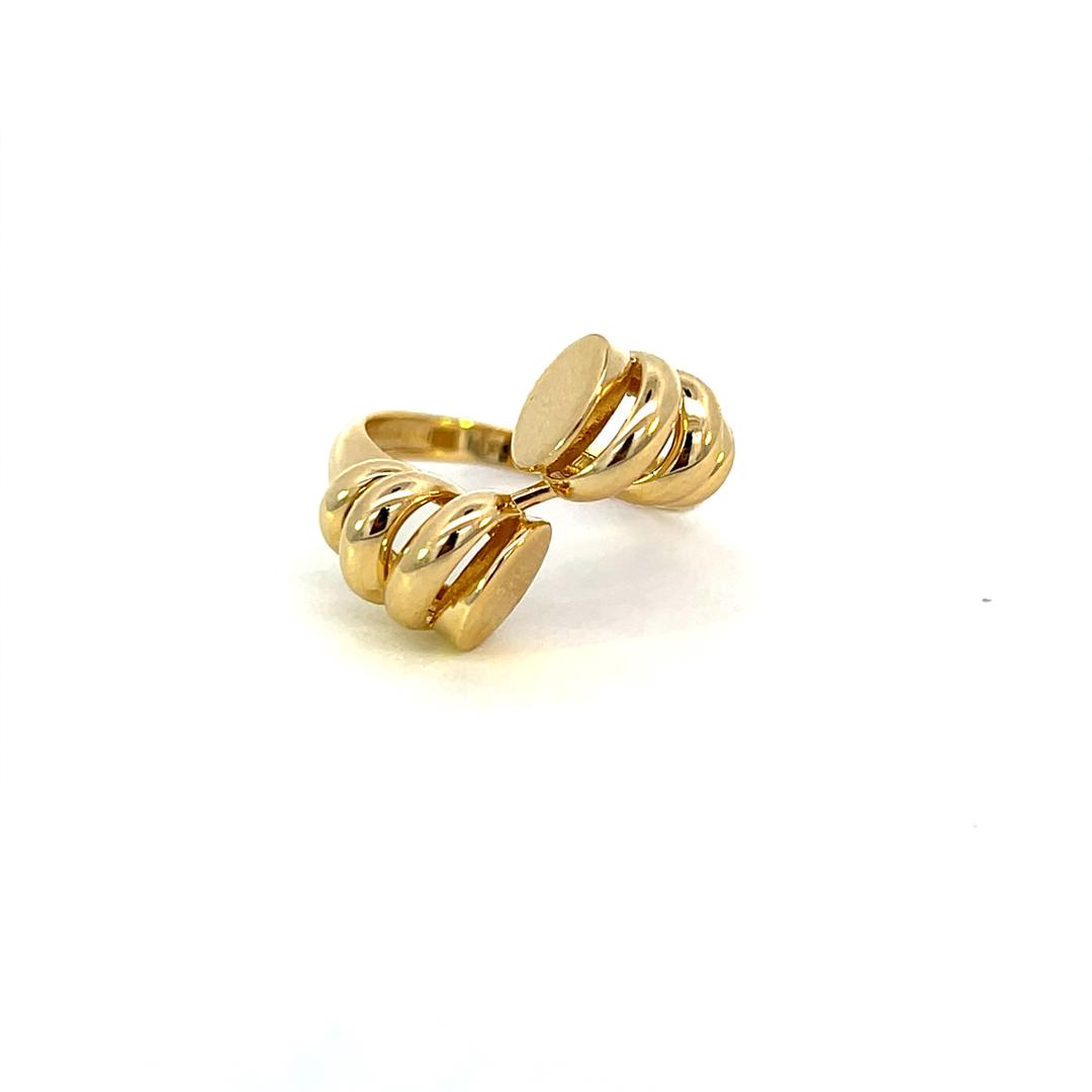 10K Real Gold Round Swirl Link Style Hollow Ring (Size 7.5)