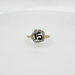 10K Gold 15 Anos Ring