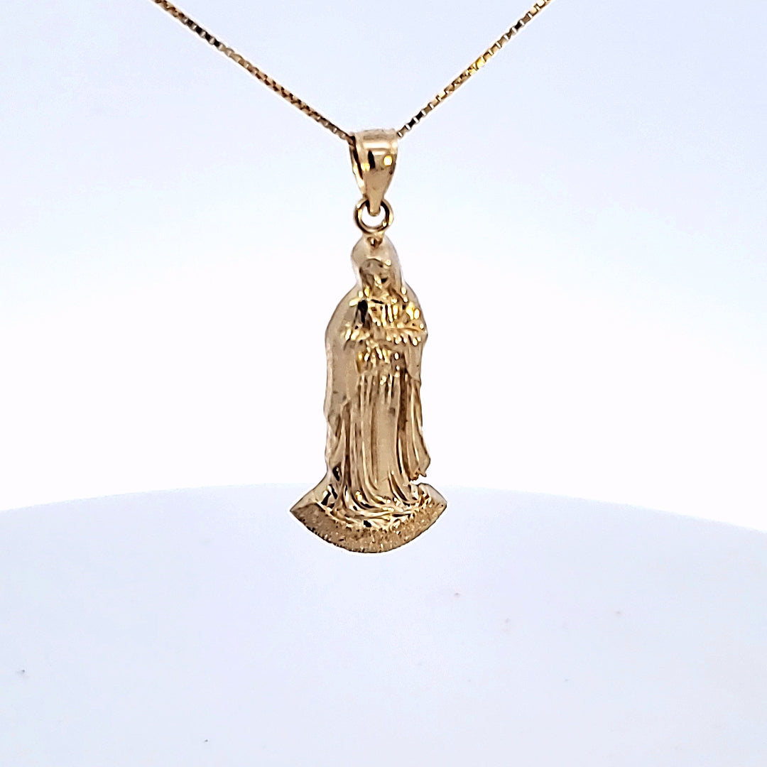 10kt real gold hotsell virgin Mary Pendant