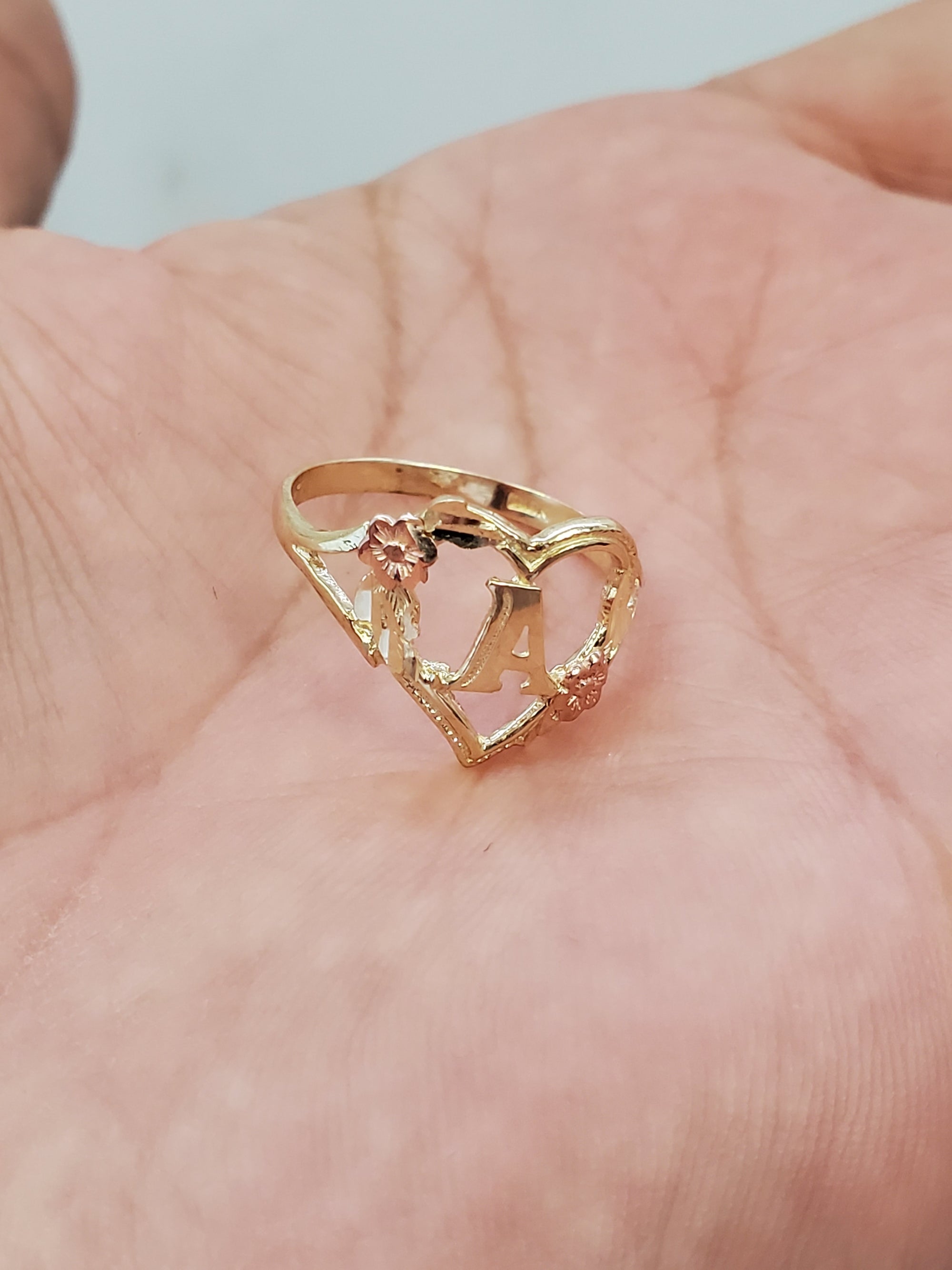 10kt Real outlet Gold Heart Letter M Ring